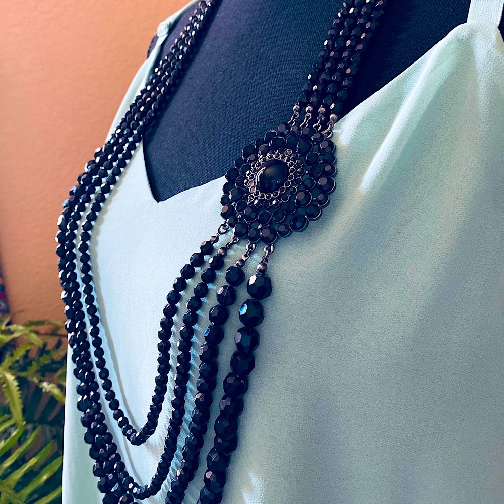 Vintage Statement/Accessory Necklace (Black)